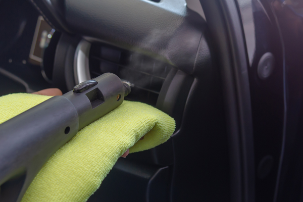 การล้างแอร์รถยนต์แบบไม่ถอดตู้